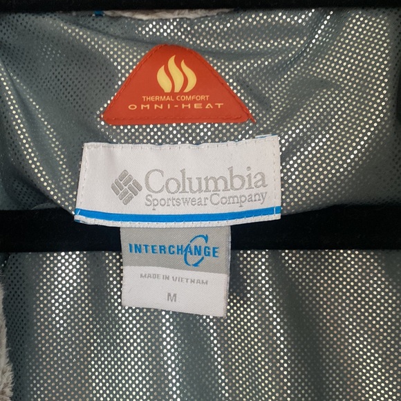Insulated Women’s Columbia Sportswear White Puffer Jacket - Picture 3 of 7